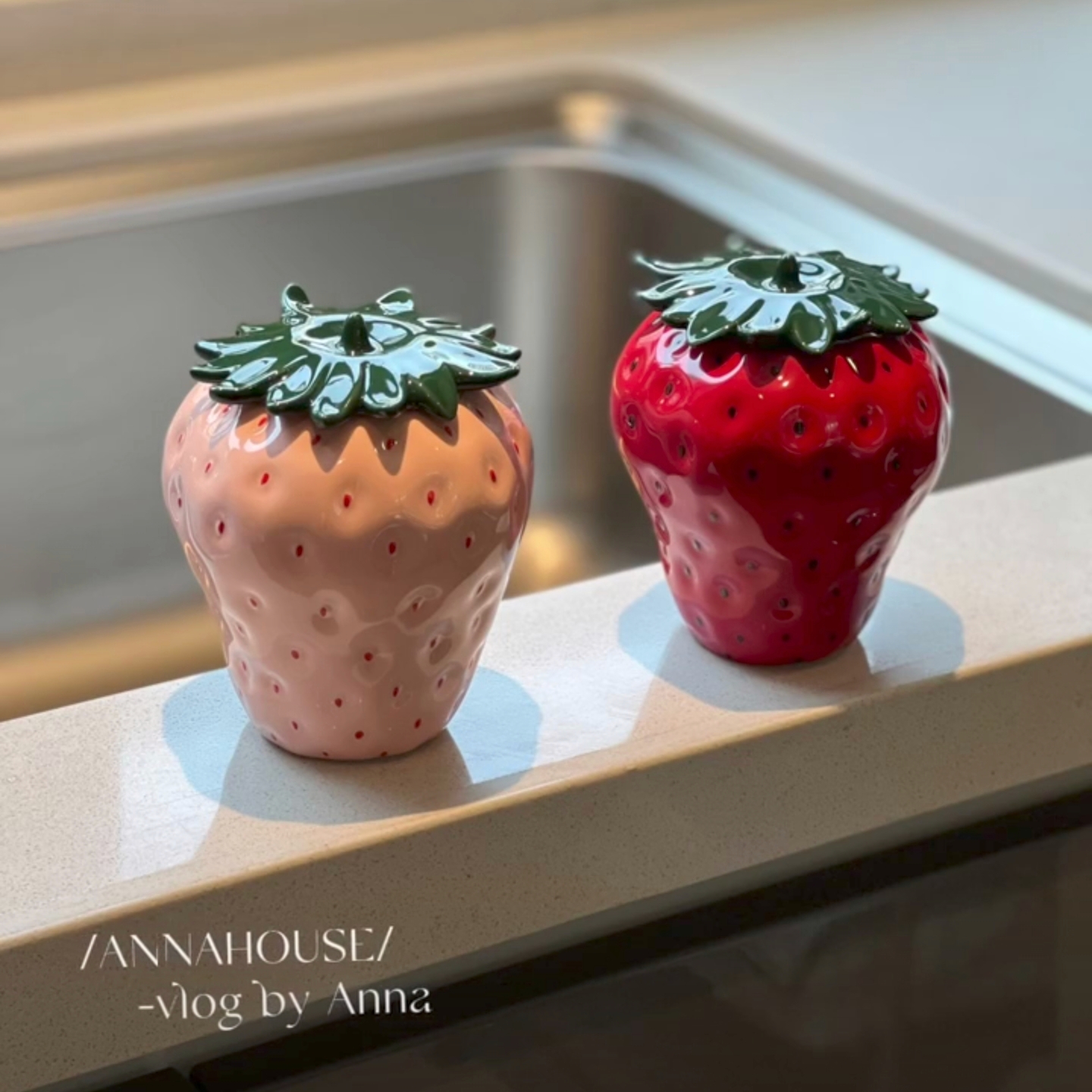 ANNAHOUSE家居馆 草莓茶叶罐中式创意陶瓷红茶储存罐密封罐手工