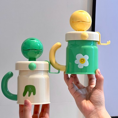 吸盘磁吸漱口杯牙刷置物架免打孔卫生间壁挂式儿童刷牙杯挂架