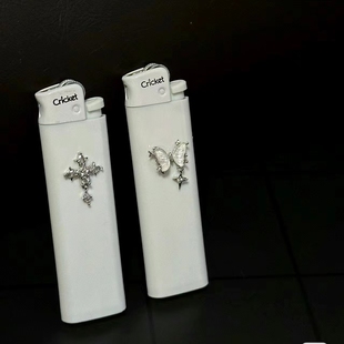 草蜢火机金属蝴蝶带钻十字架高颜值女生打火机ricket砂轮滑轮火石