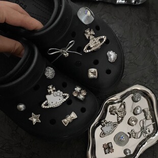 【黑洞甜心】hellokitty洞洞鞋花男女生适配crocs卡骆驰鞋扣配饰
