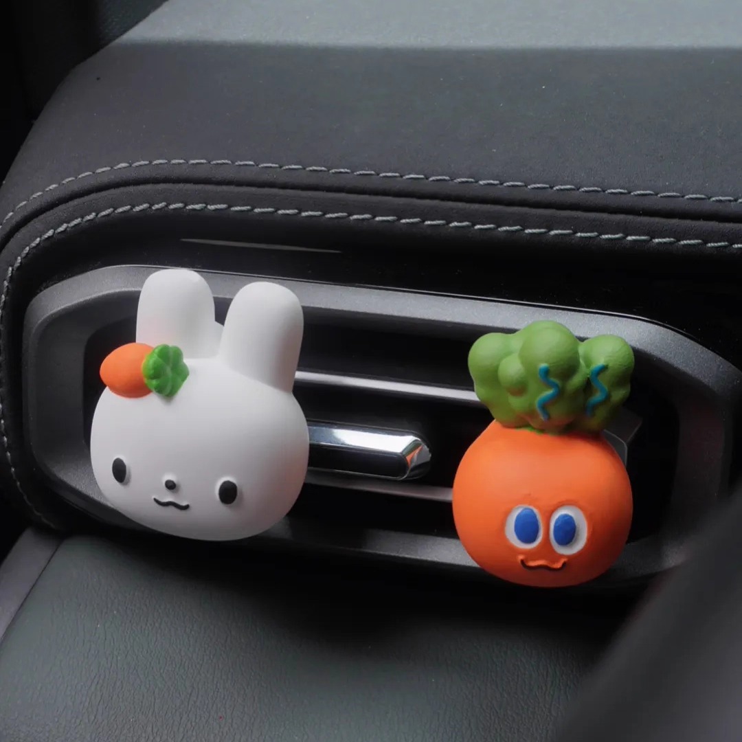 五月天周边卜卜车载香薰出风口摆件香氛持久高级香味ins礼物车内