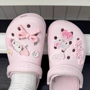粉嫩少女hellokitty鞋花洞洞鞋骨白色可爱女生装饰配饰卡骆驰卡扣