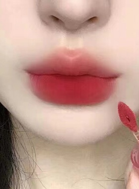 草莓熊唇釉哑光丝绒雾面唇泥