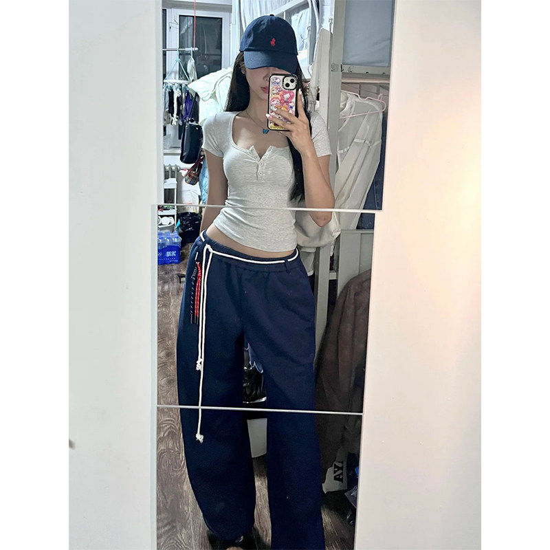 美式辣妹钮扣方领正肩短袖t恤女夏季修身紧身纯欲大领口短款上衣