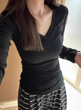 美式磨毛V领辣妹正肩长袖t恤女秋冬内搭德绒打底衫修身显瘦上衣女