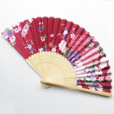 有现货 跨境款 日式冲花骨扇子 本色骨色丁布折扇大红色色丁布扇