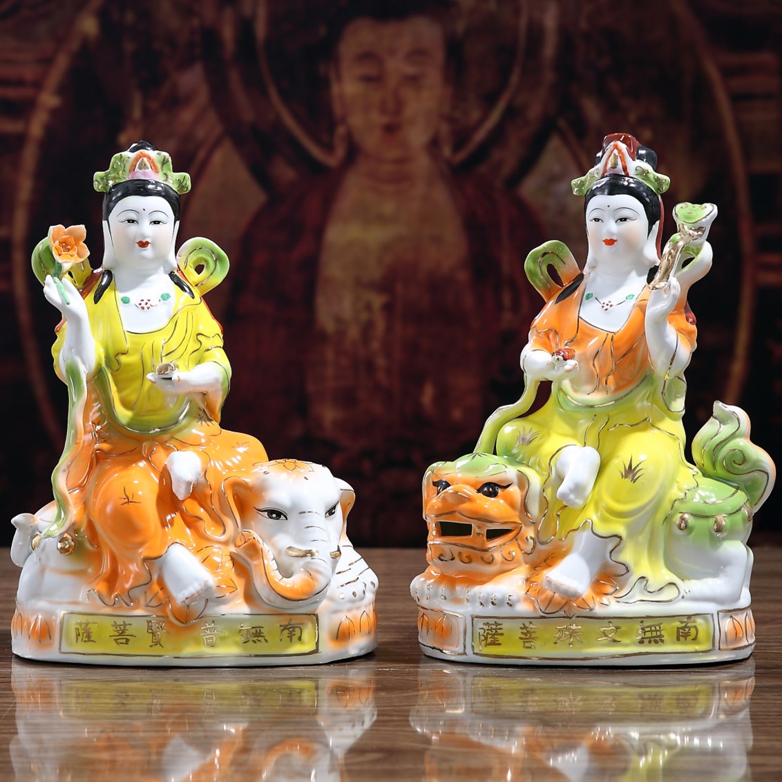 陶瓷风水摆件文殊菩萨佛像