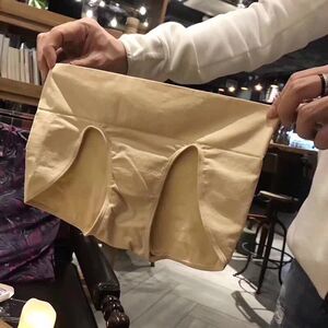 内裤女低腰夏秋新款无痕运动收腹提臀一片式三角裤包臀中腰蜜桃臀