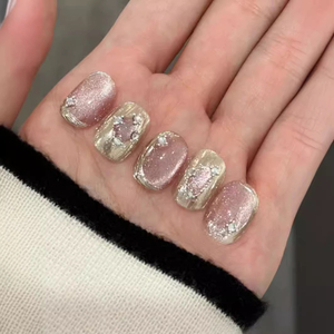 粉色复古宫廷布拉契提系列法式晶石猫眼高级感手工光疗穿戴甲美甲