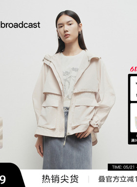 【播奥莱】播商场同款工装风连帽外套女25早春宽松上衣BDS1WD1162