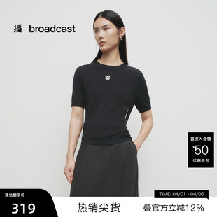 修身 播奥莱 播商场同款 女25早春圆领绝美上衣BDS1SD1275 针织衫