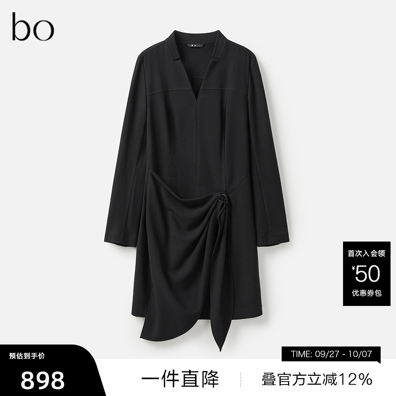 腰间褶皱堆叠遮肉，bo光泽感金属拉链