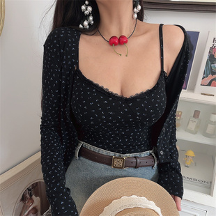 chenopod自制2026早春法式复古碎花黑色显瘦吊带开衫两件套T恤女