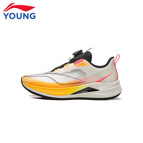 李宁赤兔9PRO丨跑步鞋旋转扣