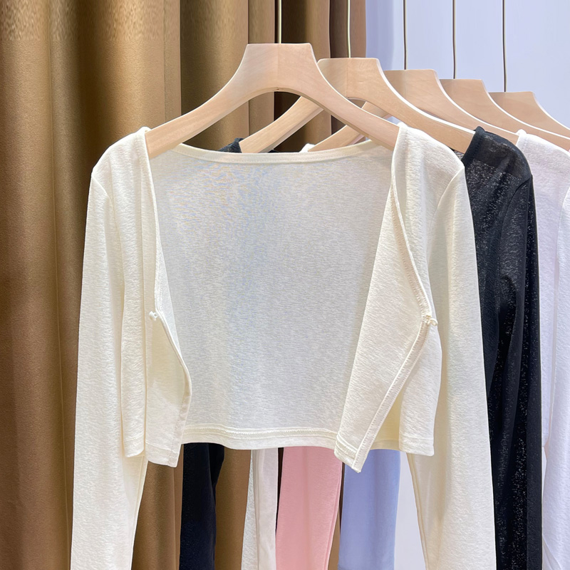 温娴通勤网纱蕾丝上衣