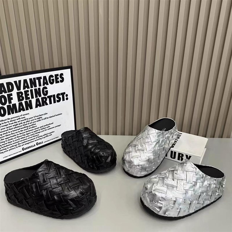 2025新款欧货包头拖鞋休闲 百搭懒人松糕鞋一脚蹬内增高半拖