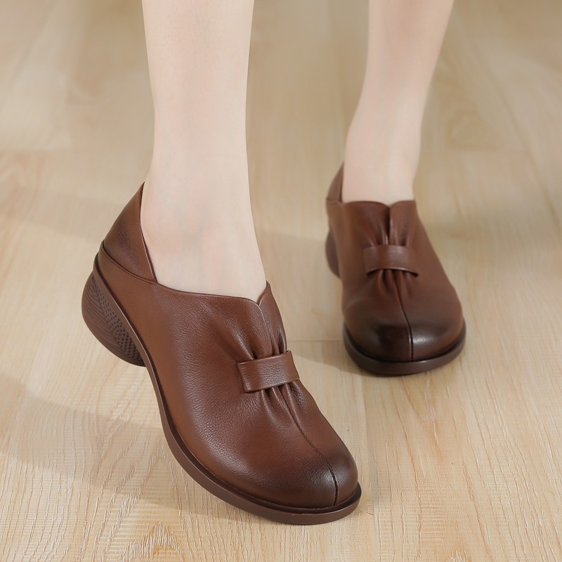 32低跟深口套脚单鞋软底妈妈鞋2z023春秋真皮圆头防滑休闲低跟皮,女鞋,深口单鞋,淘宝优惠券,粉丝福利购,淘宝优惠卷