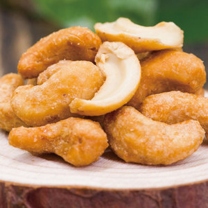 9.9元包邮 临小姐越南炭烧腰果 250g