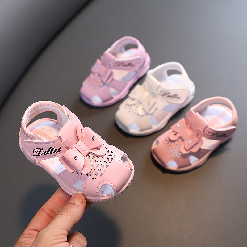 婴童公主鞋女童蝴蝶结凉鞋透气防踢3小女孩凉鞋1-2岁女宝宝叫叫鞋