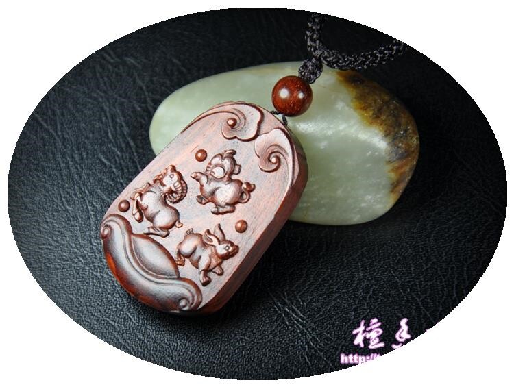 小叶紫檀木雕十二生肖三合木局猪兔羊猴鼠龙蛇鸡牛虎马狗火局挂件