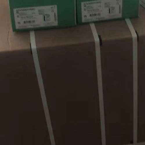 ATV630U55N4  ATV630U15N4    AT议价