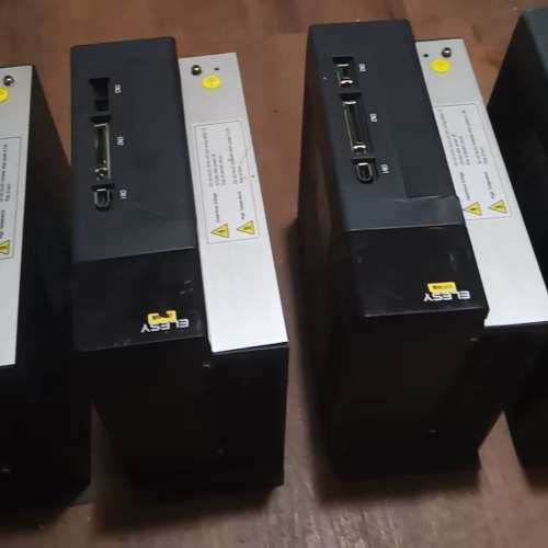 伊莱斯ESDC-075DP伺服驱动器四台7.5Kw单驱动议价
