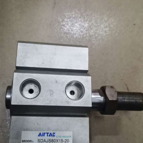 亚德克气缸SDAJS80×15一208成新议价