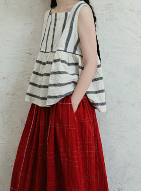 复述CHAO强泡泡肌理感 松软棉质灰白色织条散摆A字短款小背心