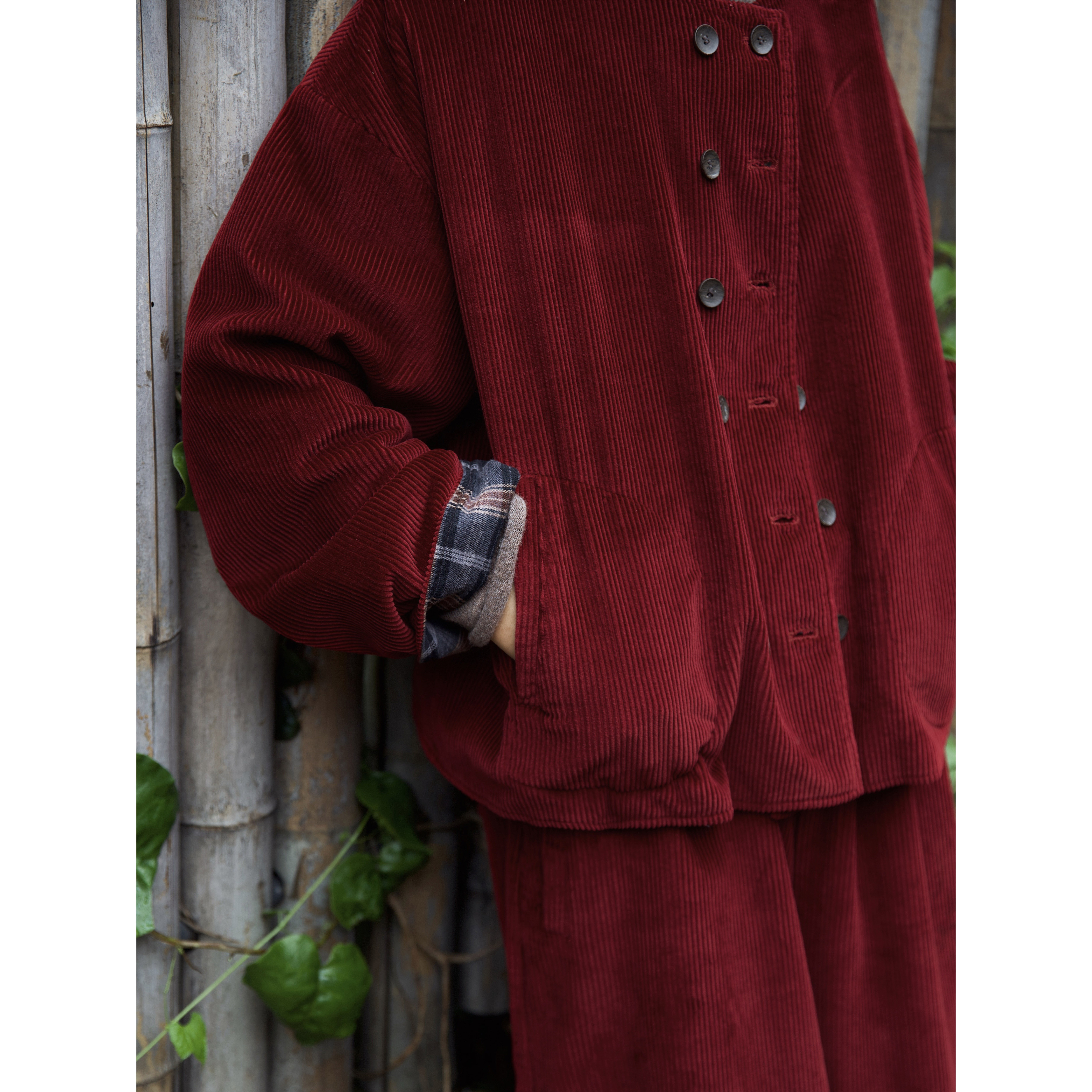 复述复古枣红色粗坑灯芯绒 / 灰线格全棉磨毛【正反两穿】短外套