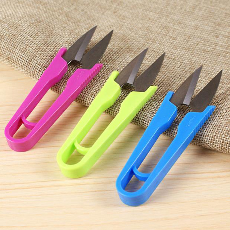 辰凰文玩穿珠多用小剪刀十字绣U形剪刀塑料柄彩色纱剪U形小剪刀在类目 饰品/流行首饰/时尚饰品新, 保养鉴定用品, 其他中 - 来自Buy2taobao.com提供专业的淘宝代购服务