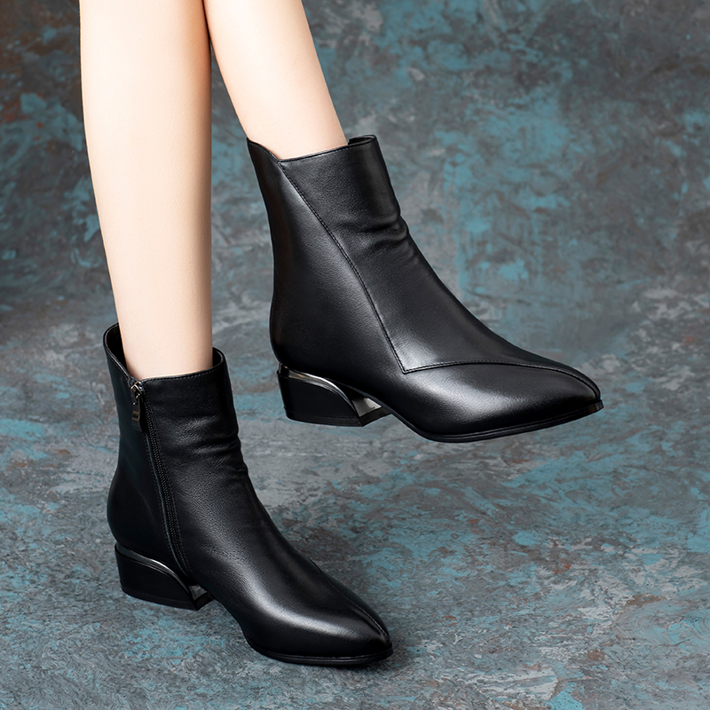 2021年棉鞋加厚秋冬季女士靴子