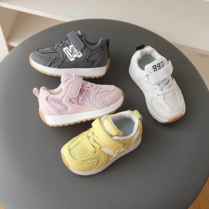 童鞋儿童运动鞋春秋新款透气网鞋男童软底跑步鞋女童小孩阿甘鞋