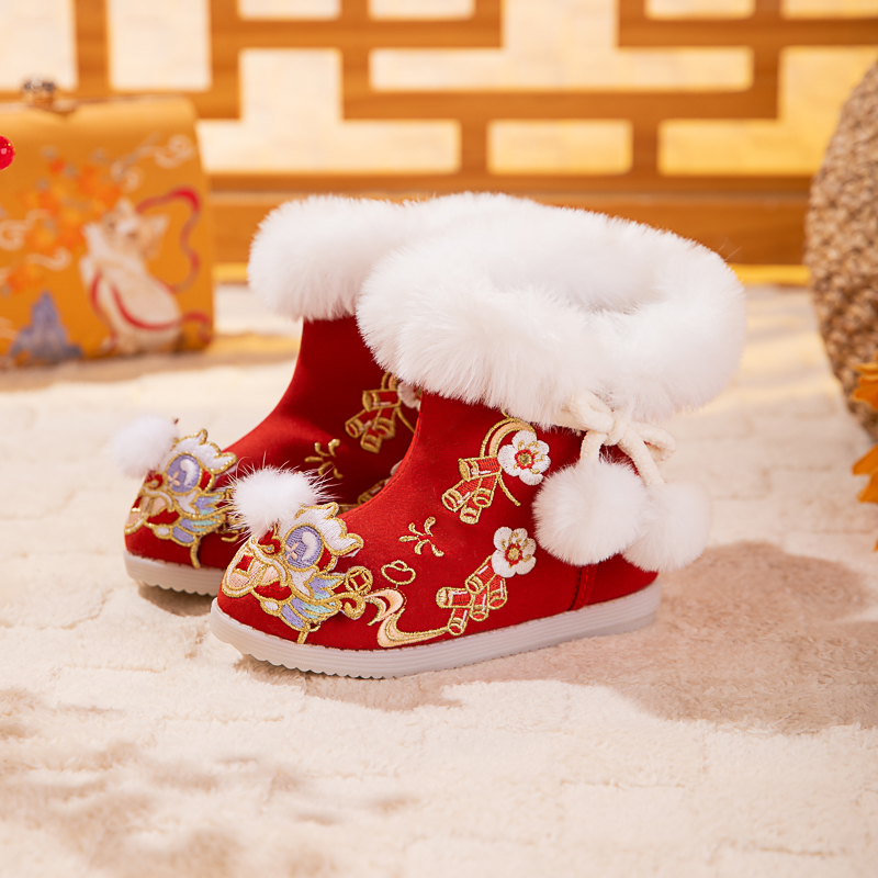 儿童汉服靴子冬季加绒保暖雪地靴