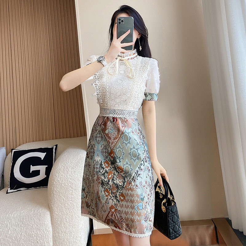 法式蕾丝连衣裙女夏2025夏装新款名媛气质显瘦包臀一步碎花裙子潮
