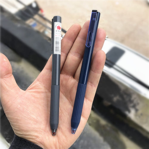 晨光按动小红花塑料12支盒软握胶