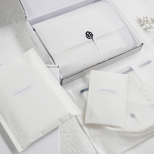 送闺蜜的文艺诗歌礼盒