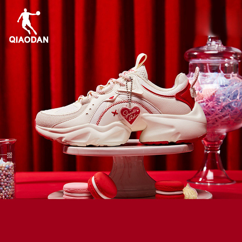 乔丹红色运动鞋情侣老爹鞋2026春季新款女鞋复古增高七夕休闲鞋子,运动鞋new,运动休闲鞋,淘宝优惠券,粉丝福利购,淘宝优惠卷