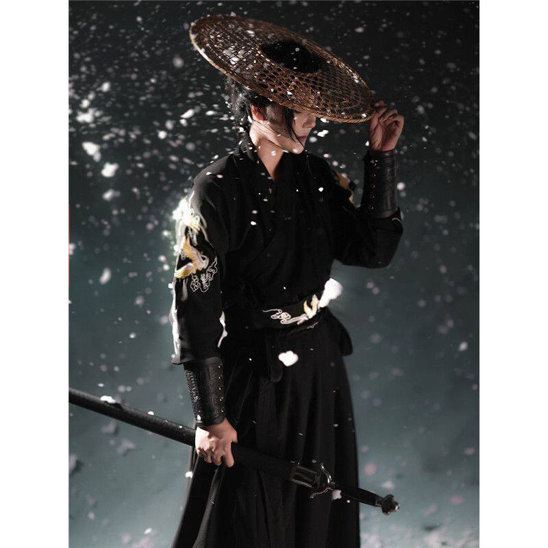 HANFU 남자의 고대 스타일 기사도 잘 생긴 자수 크로스 칼라 정장 남성과 여성 비 골동품 중국 스타일 일일 롱 스커트 수 놓은