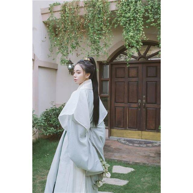 남성과 여성을 위한 명나라 HANFU 고대 스타일의 도교 전체 세트 여학생의 고대 의상 매일 여름 HANFU의 개선된 버전 슈퍼 요정
