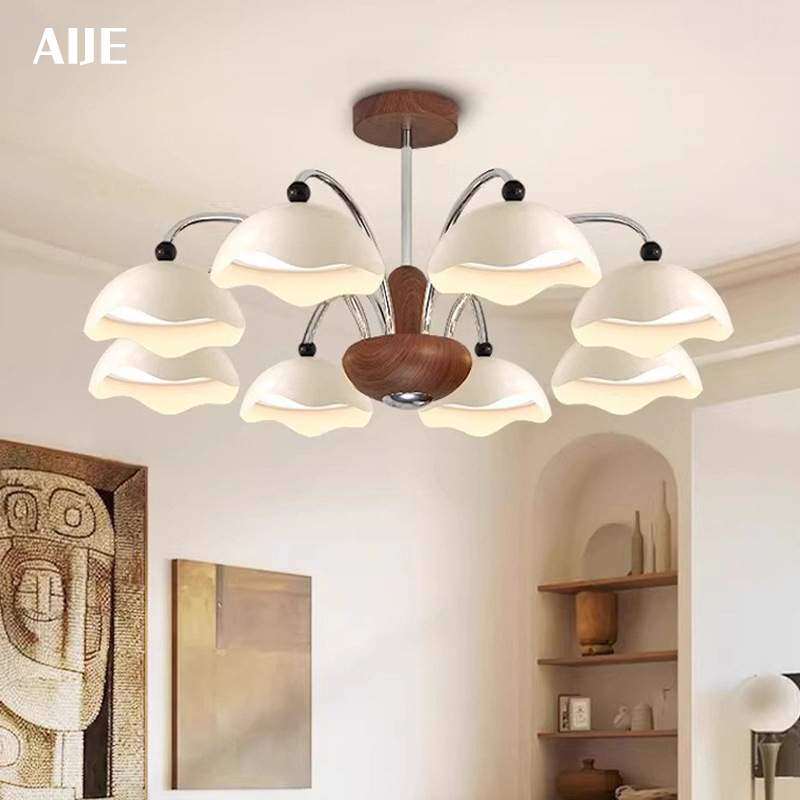 法式中古风蛋壳客厅吊灯美式复古感2025新款护眼led卧室灯具