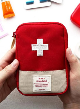Outdoor emergency kit, small storage bag, medical kit医疗包