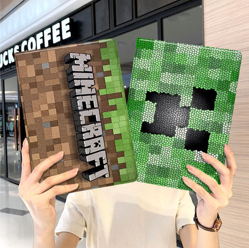 内壳软硅胶材质。舒适手感，四角防摔。