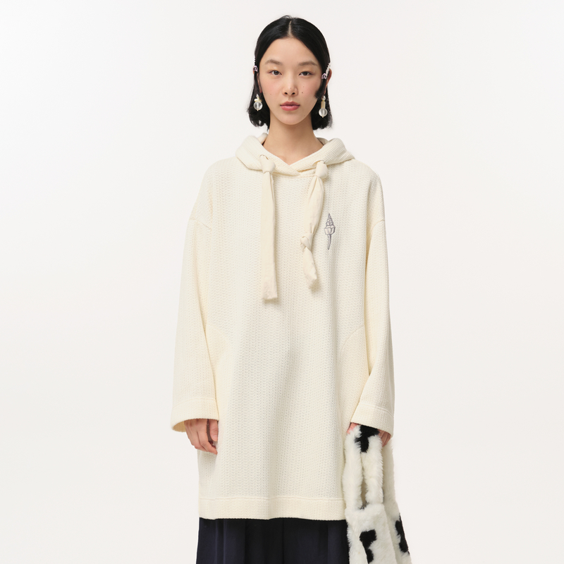 连帽 主题绣花 侧边开衩