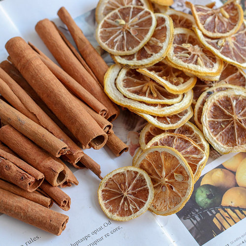 肉桂杯DIY制作松果柠檬片材料