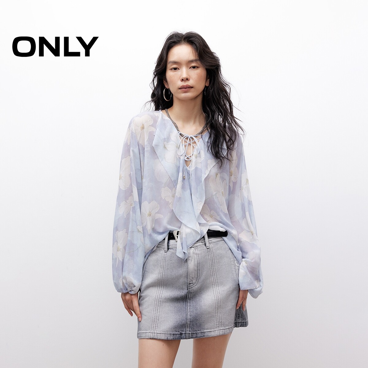 【ONLY奥莱】夏季法式荷叶边轻薄质感面料遮肉显瘦泡泡袖雪纺衫女
