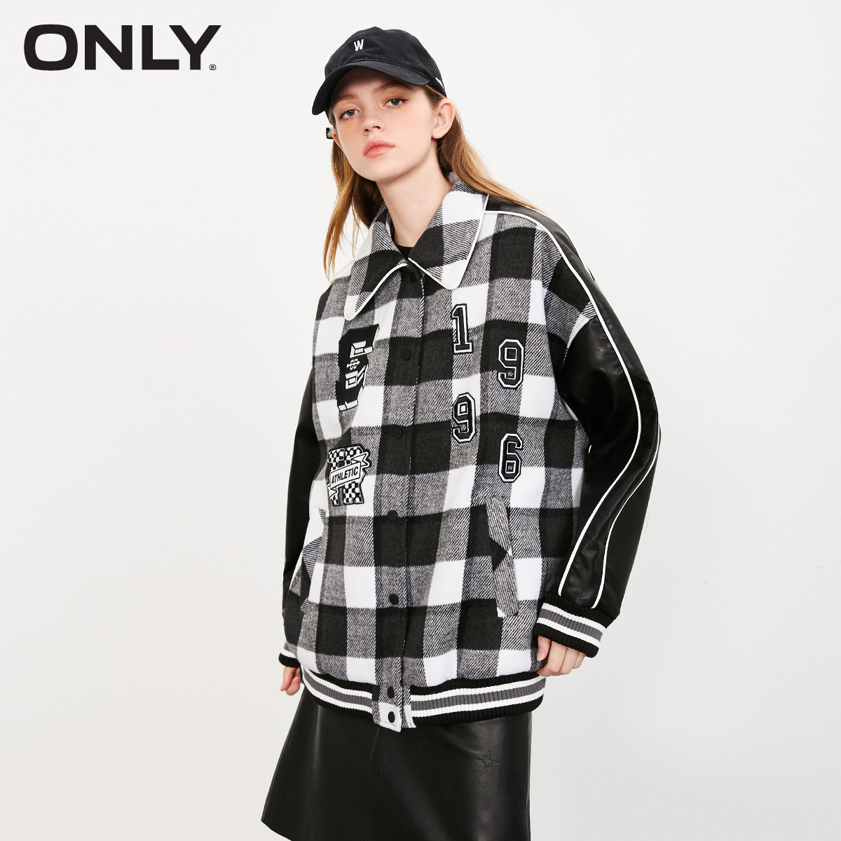 ONLY格纹拼色字母宽松翻领外套