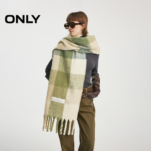 ONLY毛绒柔软亲肤彩色格纹围巾