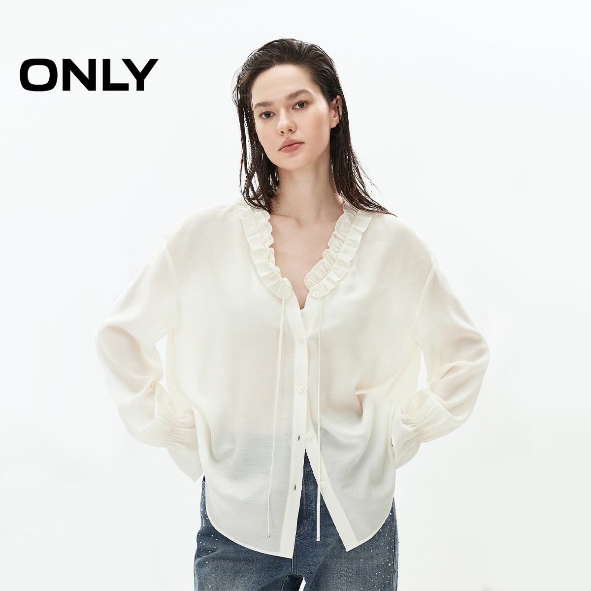 ONLY抽绳木耳边V领上衣褶皱衬衫