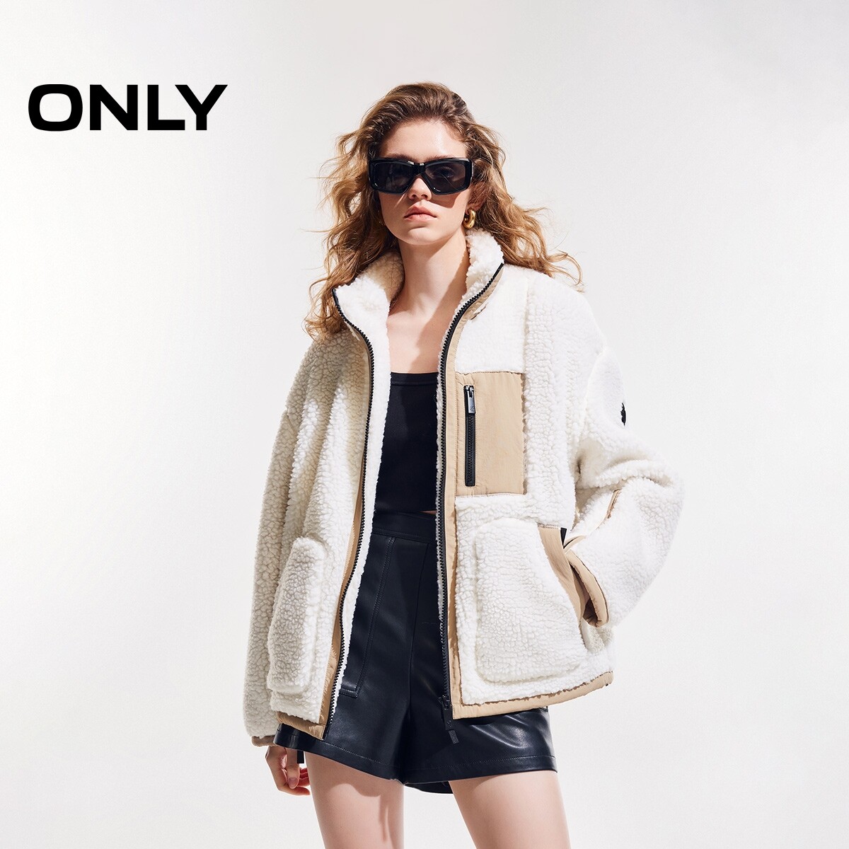 【ONLY奥莱】春季新款时尚软糯拼色宽松显瘦立领棉服女