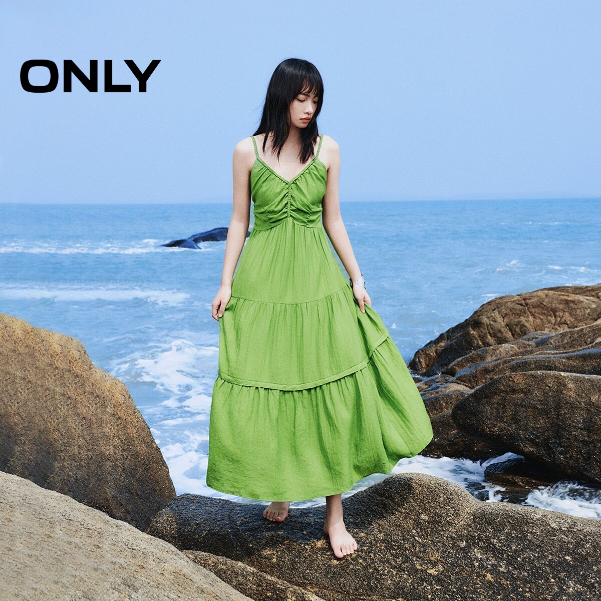 【ONLY奥莱】夏季新款度假印花吊带仙女裙中长款连衣裙女